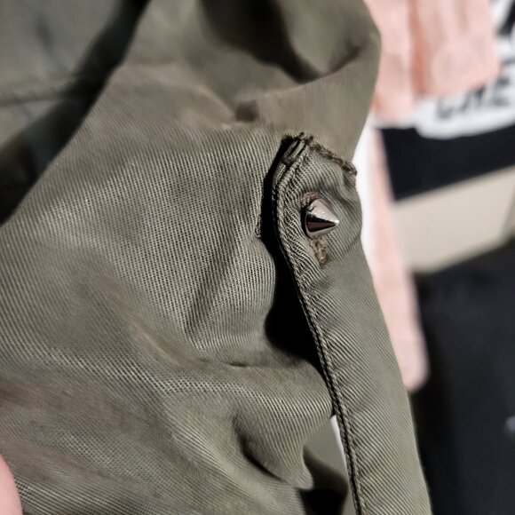 EUC ZARA ARMY GREEN BUTTON DOWN CASUAL TOP WOMANS SZ S - Picture 5 of 8